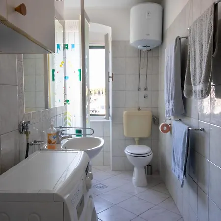 Cindro Appartement Podstrana